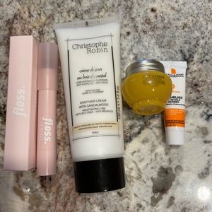 Bundle - Christopher Robin, Floss, L’Occitaine